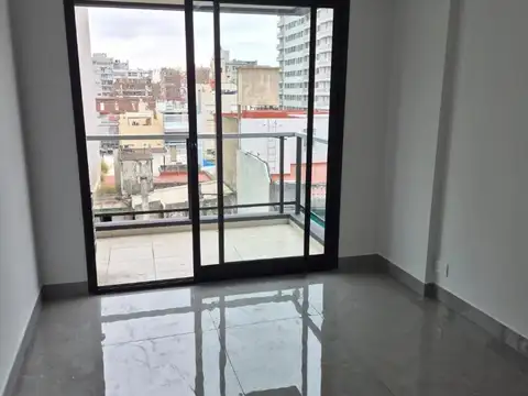 Departamento en Alquiler con 1 cocheras