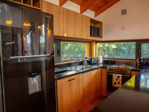 Casa 3 ambientes con 2 baños