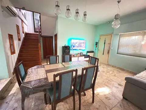 Depto Tipo Casa 5 ambientes con 1 baño