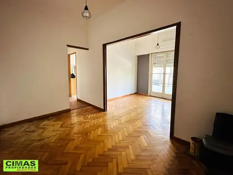 Depto Tipo Casa 2 ambientes con 1 baño