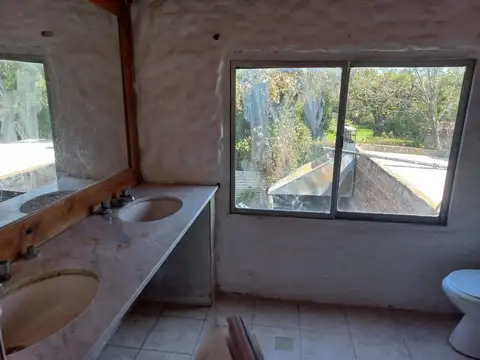 Casa con local en venta, General Las Heras