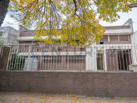Avenida Bernardo Arder 700, Piso 0