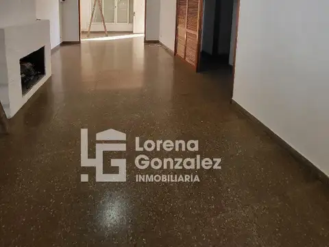 Casa 3 ambientes con 2 baños