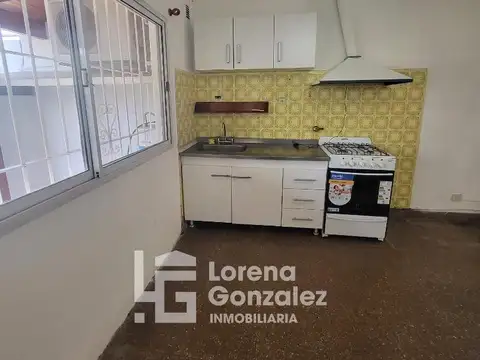Casa en Alquiler Escobar Dos Dormitorios y Garage