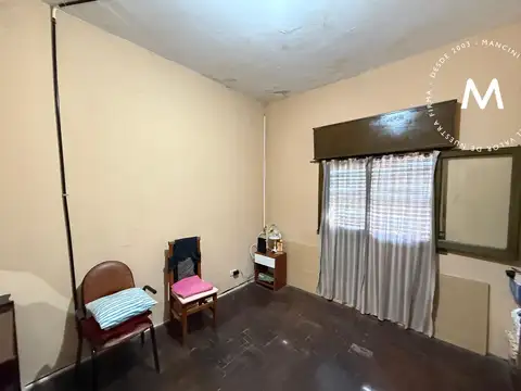 Casa de 4 ambientes con jardín y terraza - Villa Bonich