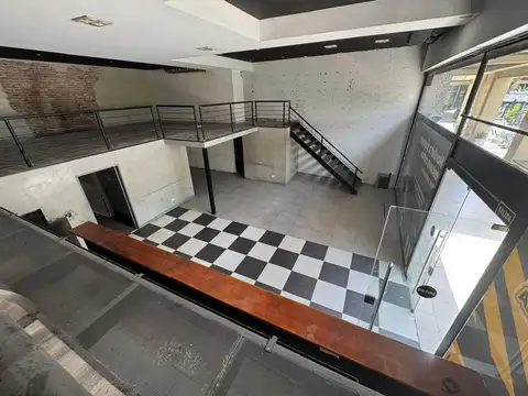 gran local gastronómico con vista única