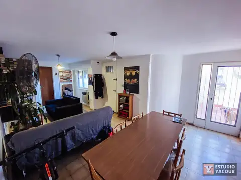 Departamento en venta - 2 dormitorios 2 baños - 72mts2 - La Plata