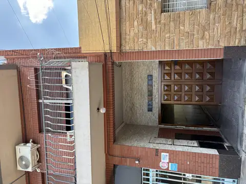 Departamento en alquiler de 3 ambientes en centro de San Justo
