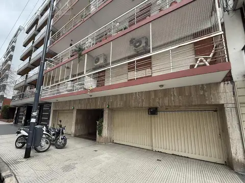 VENTA 3 AMBIENTES VILLA URQUIZA 2 DORMITORIOS COCINA COMEDOR DIARIO LAVADERO INDEPENDIENTE Y COCHERA