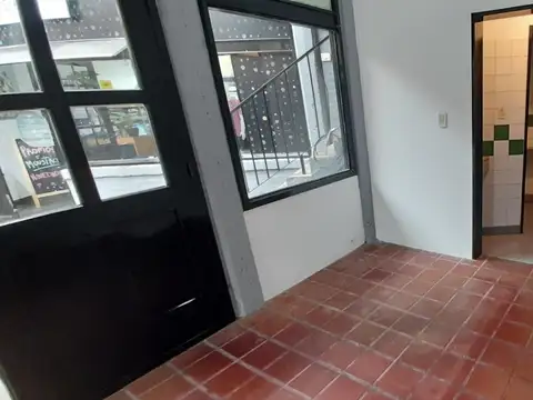 ALQUILER DE LOCAL EN PLENO CENTRO