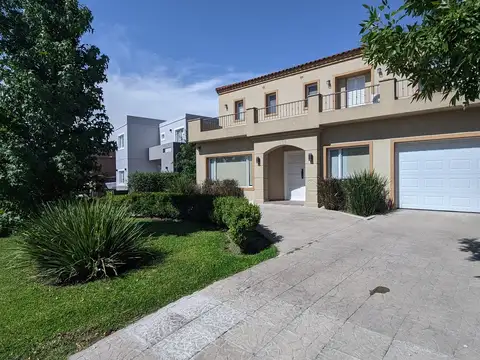 Casa 4 ambientes en venta - San Alfonso, Pilar del Este