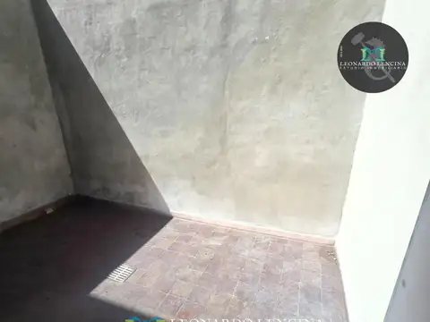 Depto Tipo Casa 2 ambientes con 1 baño