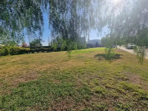 Terreno en Venta en La Reja, USD 65.000