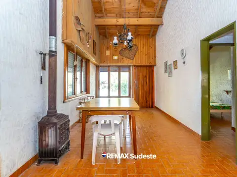 Casa 3 ambientes con 1 baño