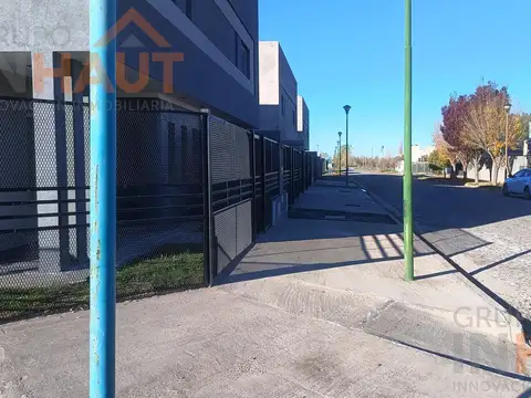 Depto Tipo Casa en Venta en General Fernandez Oro, USD 150.000