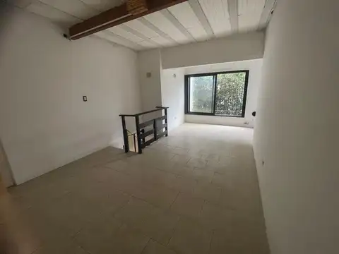 Depto Tipo Casa en Alquiler 35 años