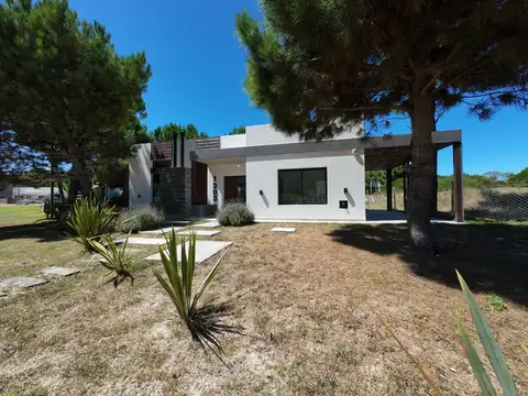 Casa en Venta en Pinamar, USD 229.000