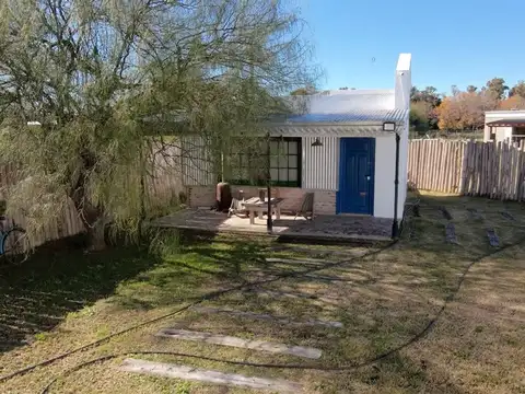 Casa en Alquiler con 2 cocheras