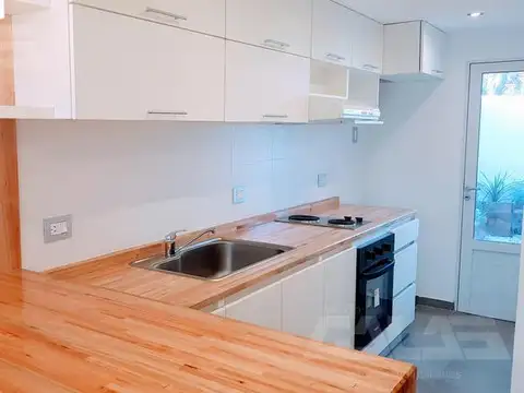 Depto Tipo Casa en Alquiler de 1 dormitorio