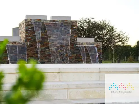 Casa en Alquiler Temporal con 1 cochera