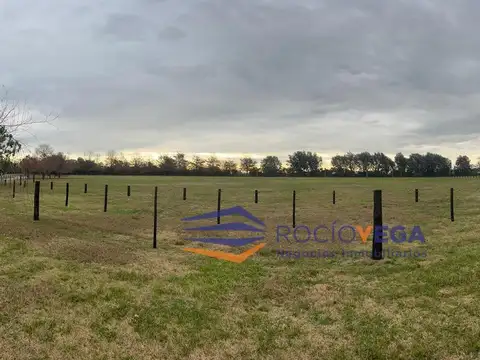 Terreno en venta en la Primavera Golf