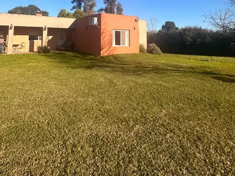 Casa en Venta en Countries y Barrios Cerrados en Pilar, USD 170.000