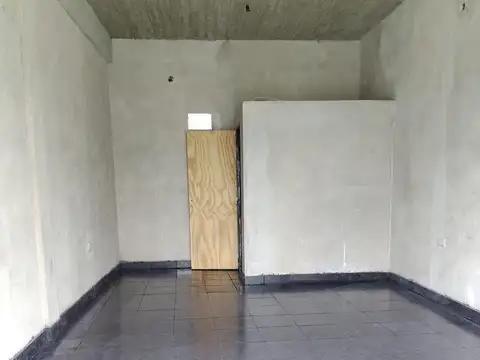Local en Alquiler en Virrey Del Pino, $ 320.000