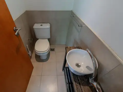 Venta Departamento 2 ambientes en Montecastro Semipiso de Categoría Balcón losa radiante