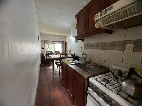 Depto Tipo Casa en Alquiler con 1 cocheras