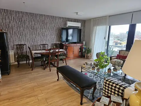 Hipólito Yrigoyen 200, Piso 3