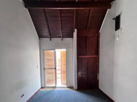 duplex con cochera dos ambientes en alquiler moron