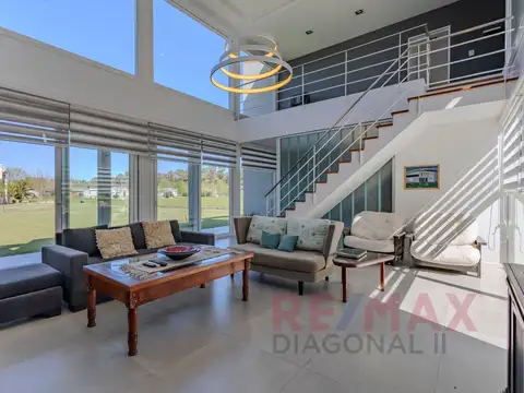 CASA EN VENTA EN CAMPOS DE ROCA 