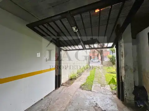 Cochera en Venta con acceso Ascensor