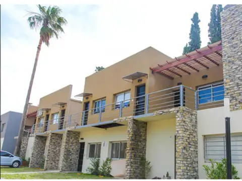 Formosa 242 , Piso 1