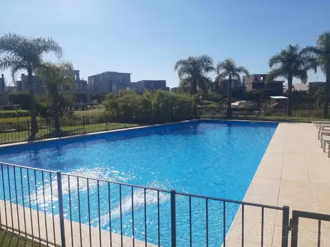 Terreno en Venta de 911,0 m2