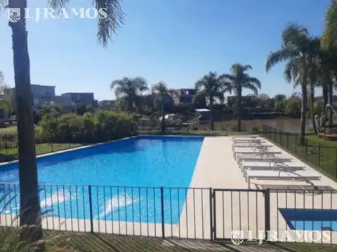 EL YACHT - lote al río