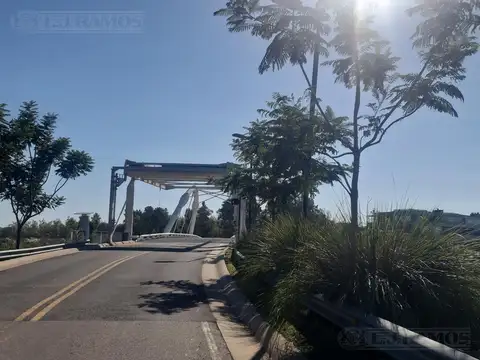 Terreno en Venta de 911,0 m2