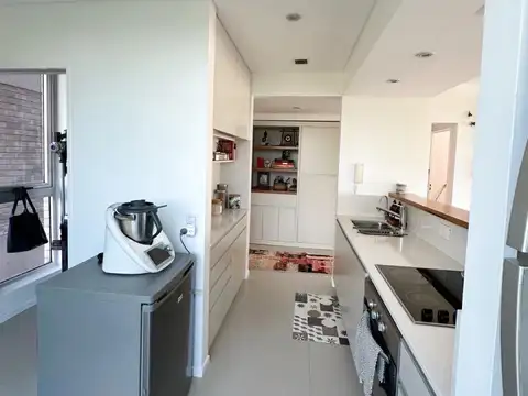 Departamento en Alquiler con 2 cocheras