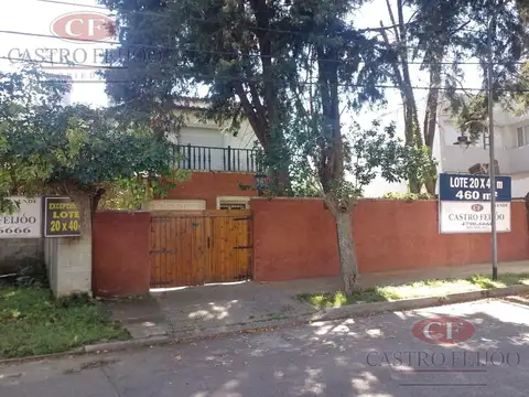 Casa / Terreno Único en Venta – La Lucila – 800 m²