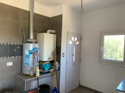 Casa en Venta con 4 cocheras