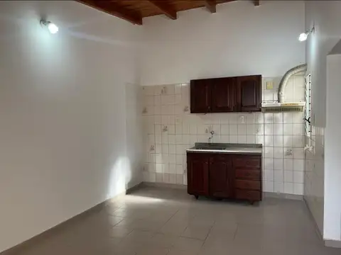 AV LAPRIDA 5500, Piso P.B.
