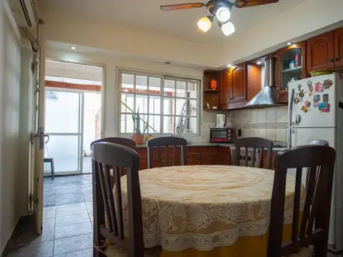 Triplex en Venta en Moron Sur