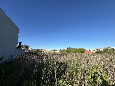 Terreno en Venta en La Plata, USD 220.000