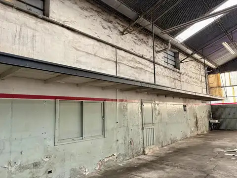 Galpon en Alquiler 26  mts Fondo