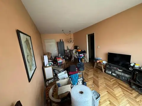 Avenida La Plata 440 e/ Agrelo y Formosa