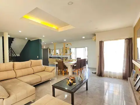 Casa en Venta en Matheu, USD 174.000