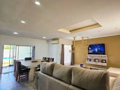 Casa 6 ambientes con 3 baños