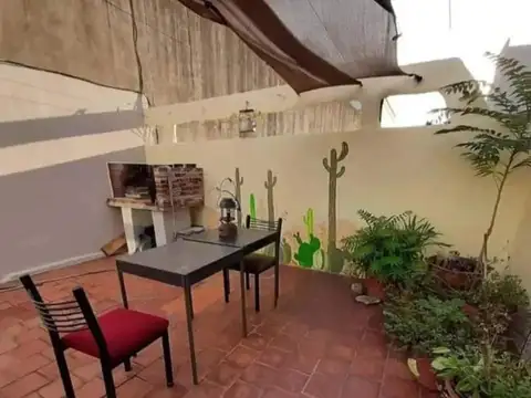 Disp 08-Marzo 3AMB Con Patio y lavarropas, San Telmo tipo PH