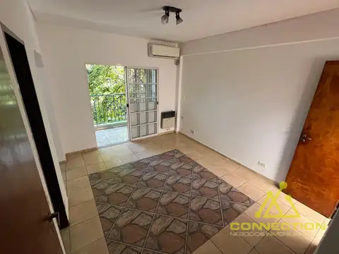 Depto Tipo Casa en Venta con 1 cocheras