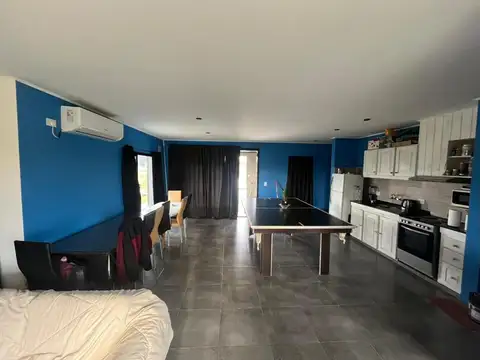 CASA DE 3 AMBIENTES - PILETA - PARRILLA - GRAN PARQUE